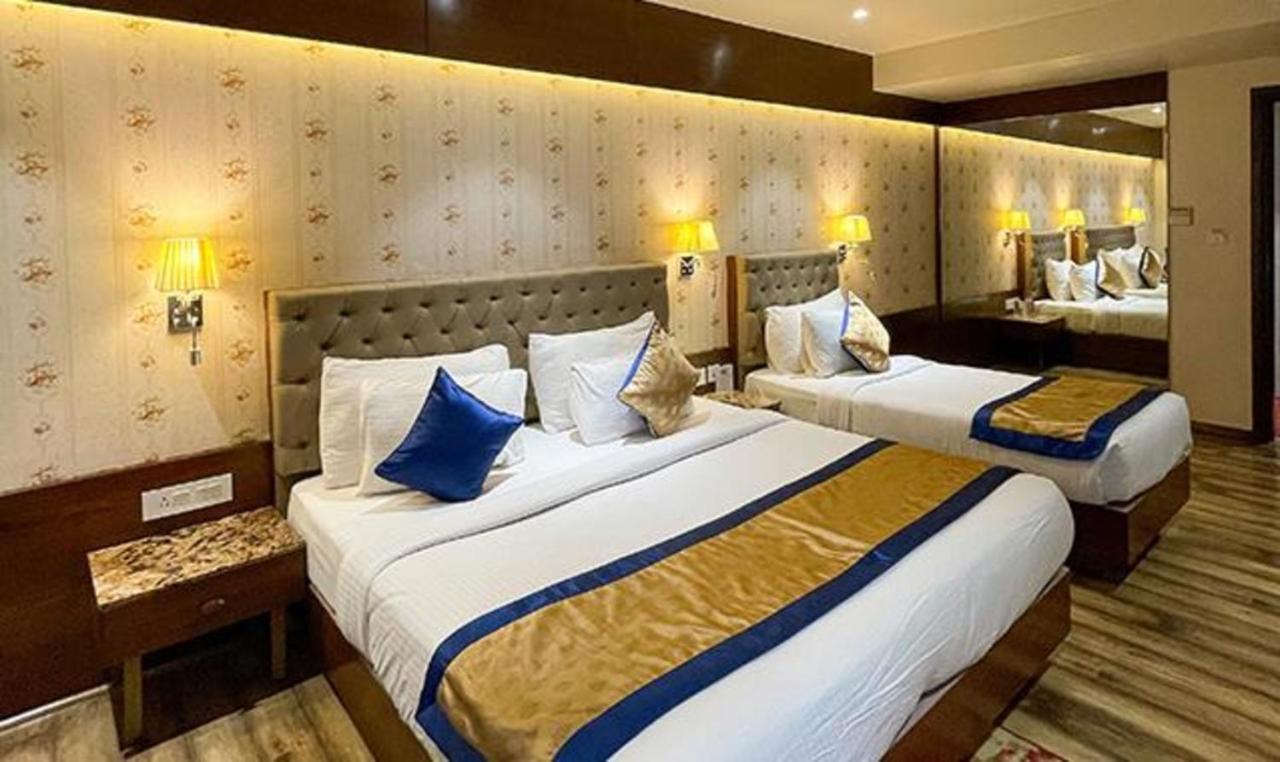 Fabhotel Luxe Hotel