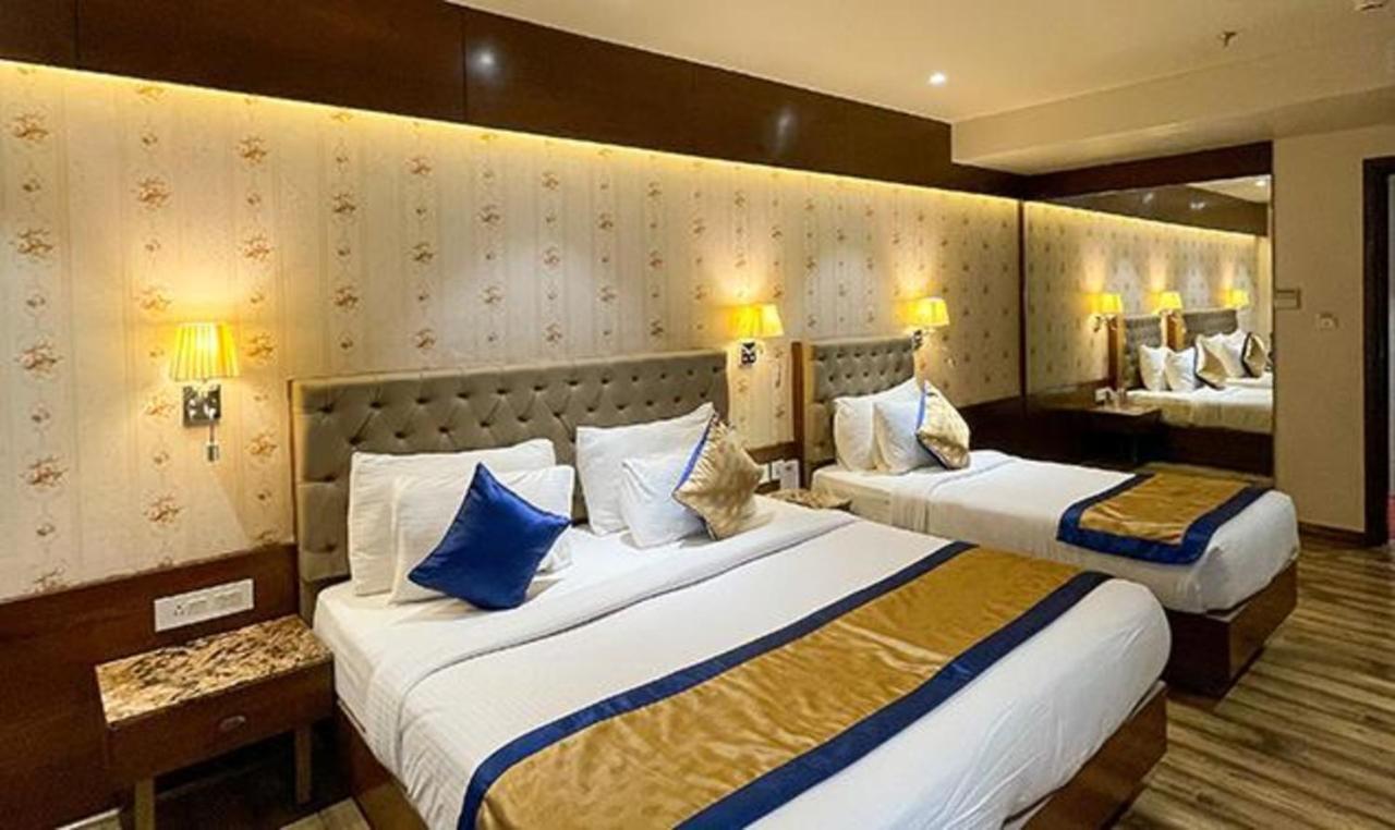 Hotel Fabhotel Luxe 3*